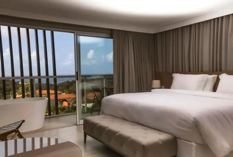 Suíte com Banheira e Vista